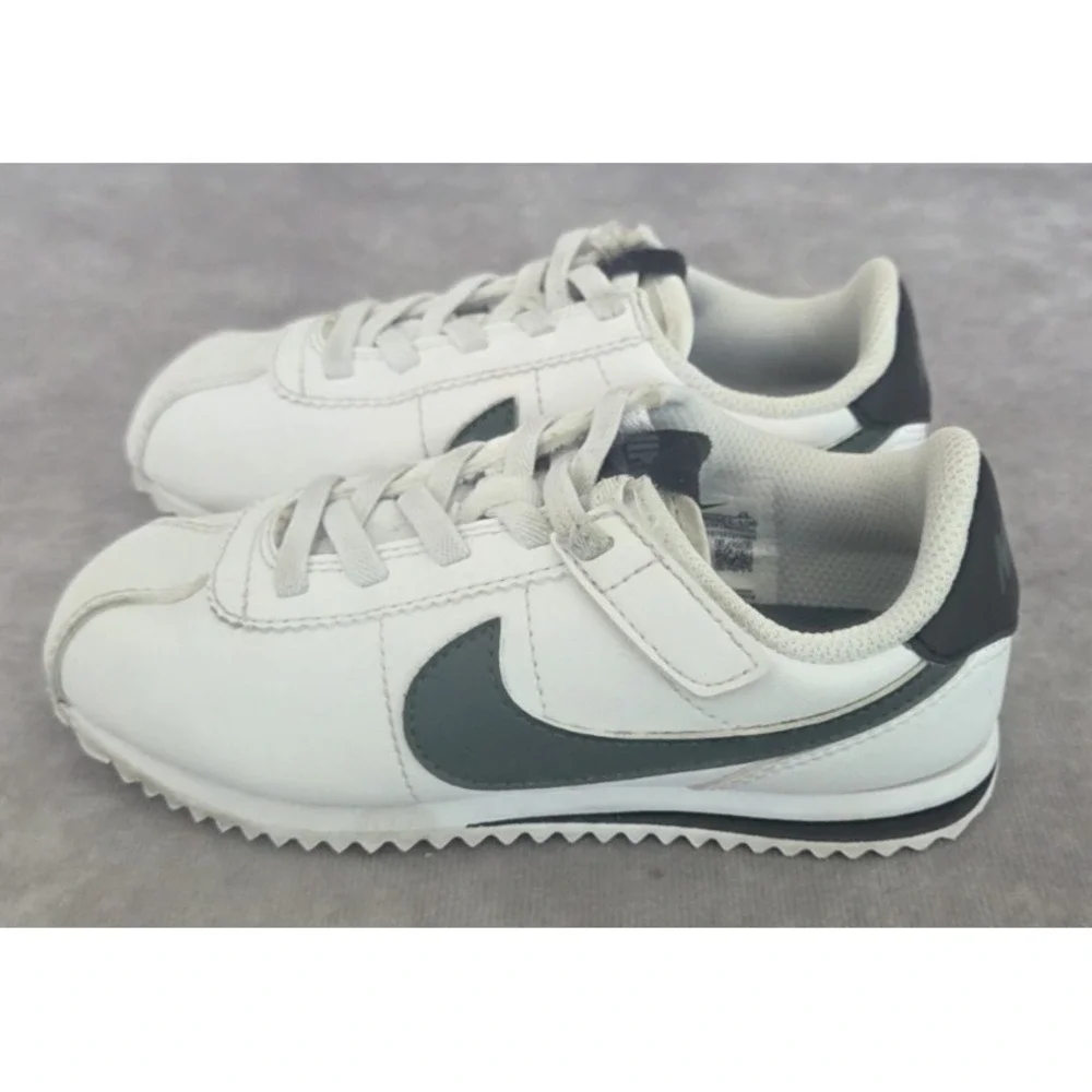 Nike Classic Unisex Toddlers Size 10